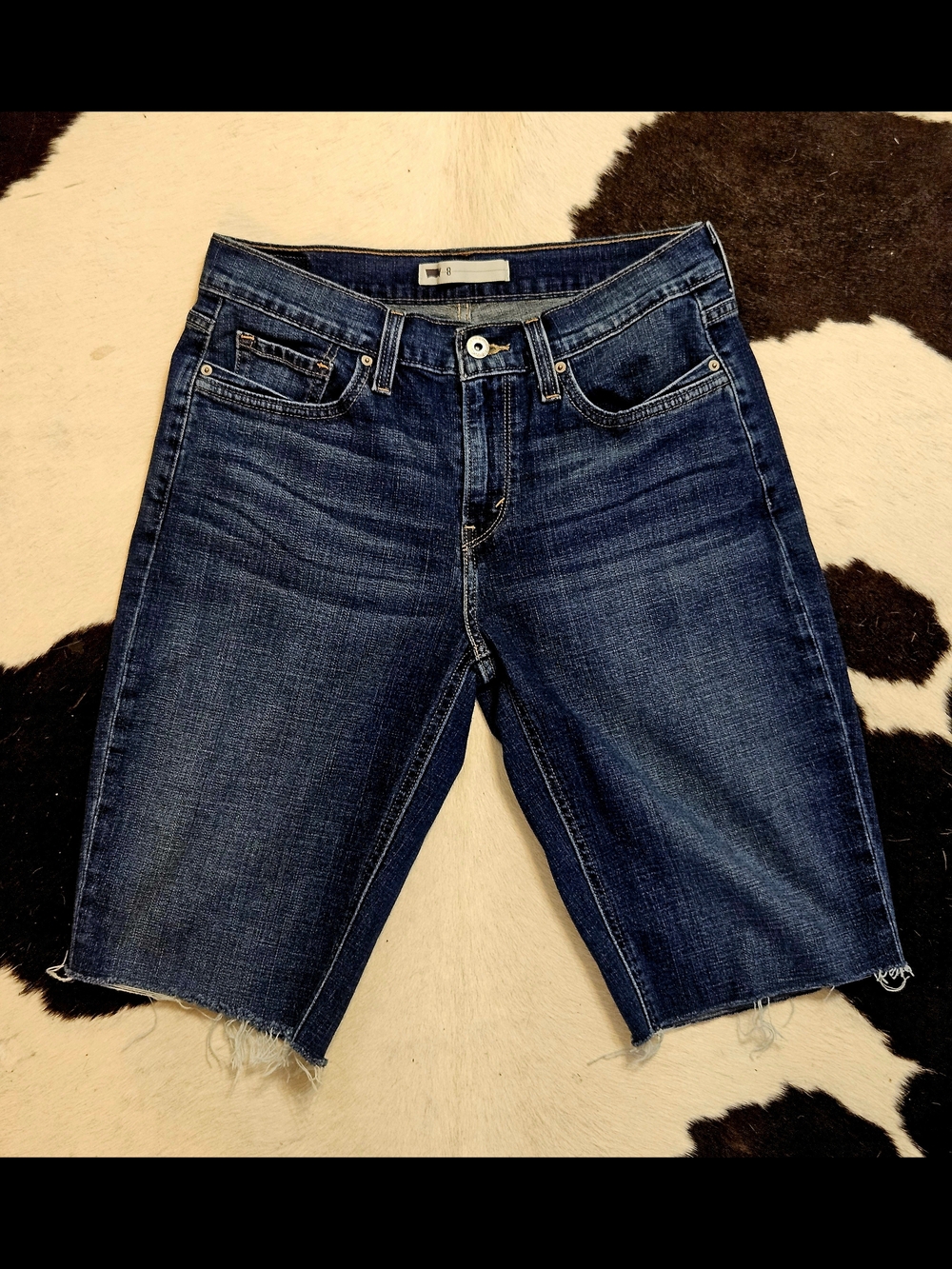 Levi's Women's Dark Blue Cutoff Jean Shorts JORTS Sz 8 - Picture 2 of 7